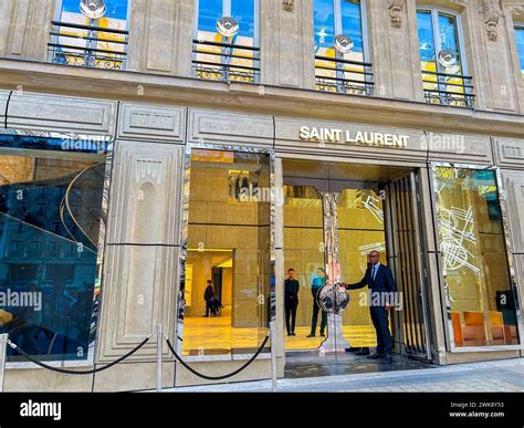 avenue des champs-élysées ysl|st laurent champs élysées.